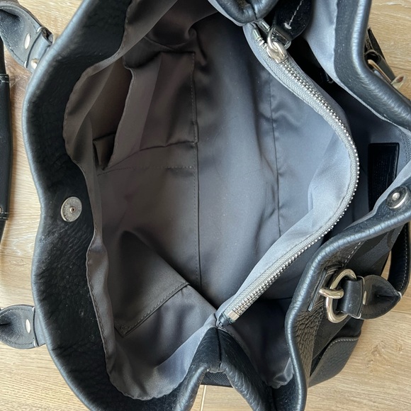 EUC Coach black monogram satchel - Picture 4 of 10